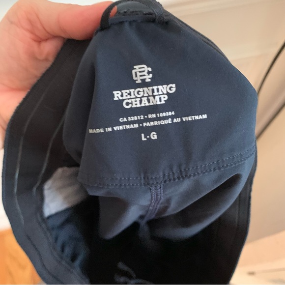 REIGNING CHAMP Training Short 8” Navy Blue size L - Picture 4 of 8